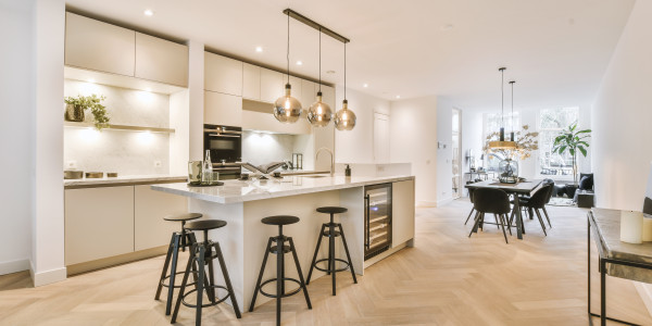 Comprar / Vender Apartamentos y Lofts en Badalona · con Cocinas y Baños de Diseño