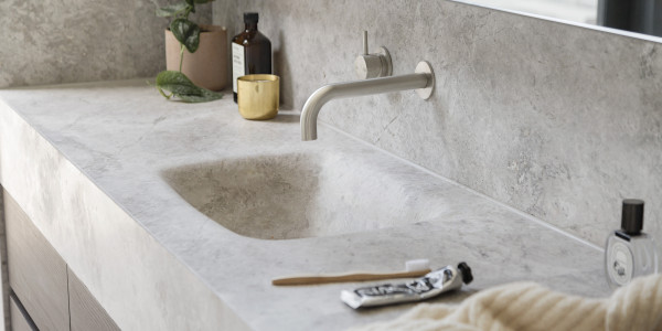 Comprar / Vender Casas Unifamiliares y Chalets en Badalona · con Baños de Diseño