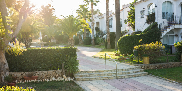 Compraventa de Inmuebles en Badalona · Villas